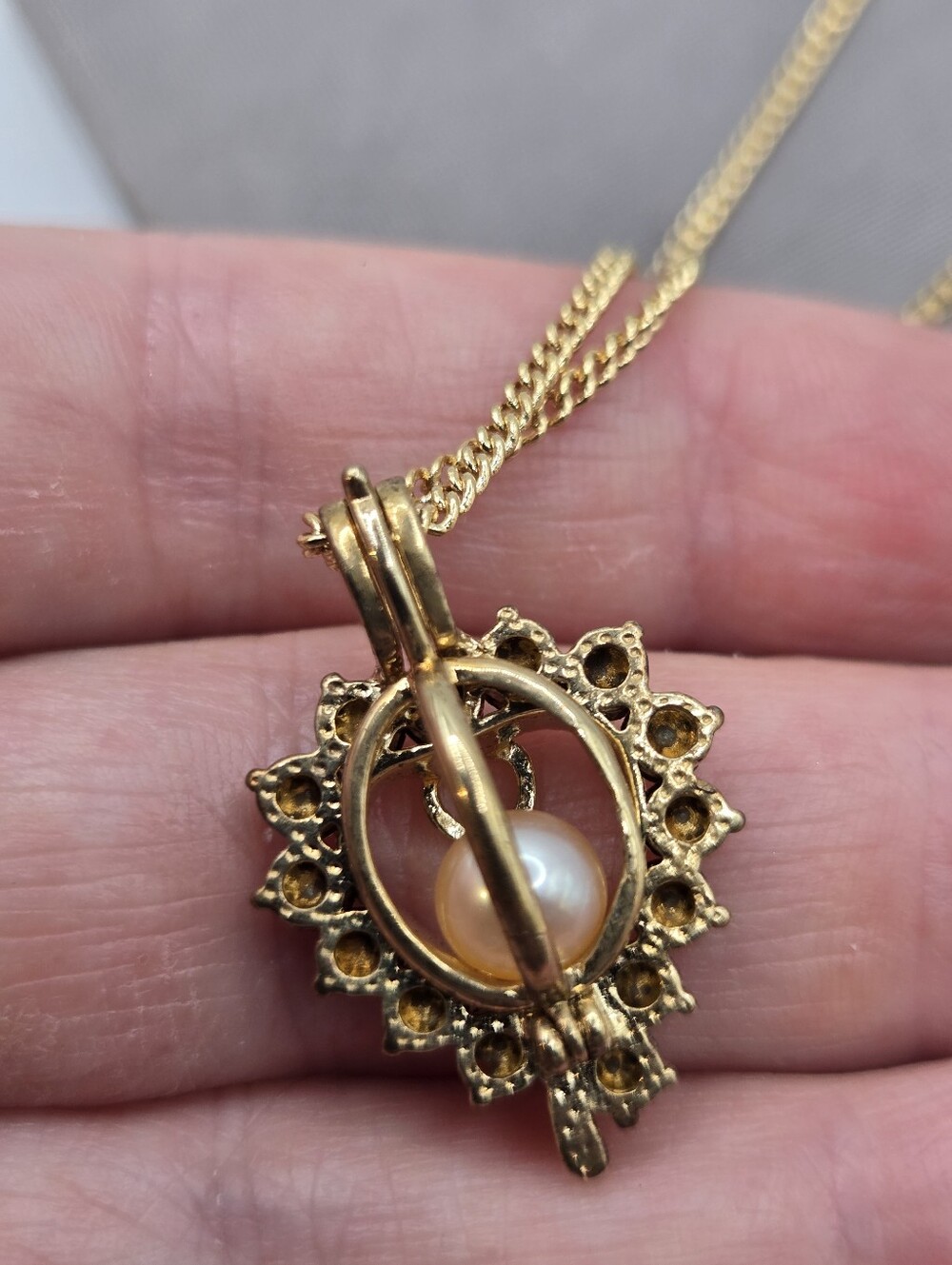Y2k Yellow CZ Heart Caged Pearl Necklace Dainty Gold Chain 18" Whimsical - Picture 6 of 9
